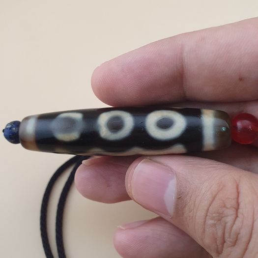 Vintage 5 Eyes Agate Bead Amulet pendant Necklace