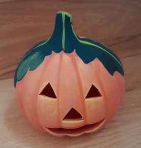Halloween tea light holder: Pumpkin shape