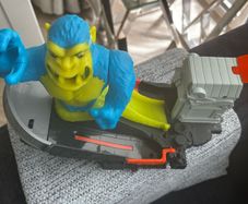 Hot Wheels Toxic Ape Attack