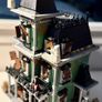 Lego Haunted House 10228 Image 3