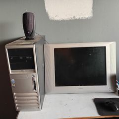 Dell Computer Deck And Monitor