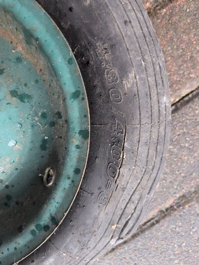 Wheelbarrow Tyre