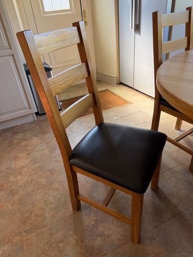 Super kitchen Table