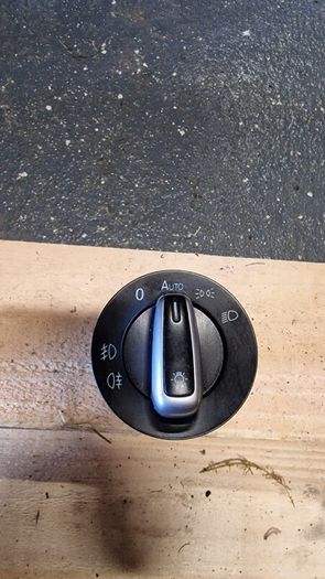 Volkswagen Mk6 Golf Headlight Switch