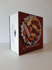 Retro Jacob's biscuit tin
