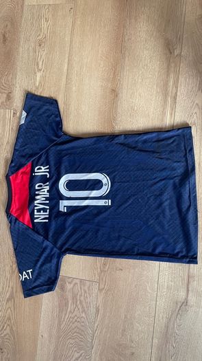 Neymar Jr 10 shirt