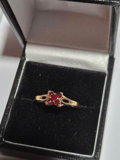 9ct Gold Rings