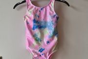 Girls swimsuit