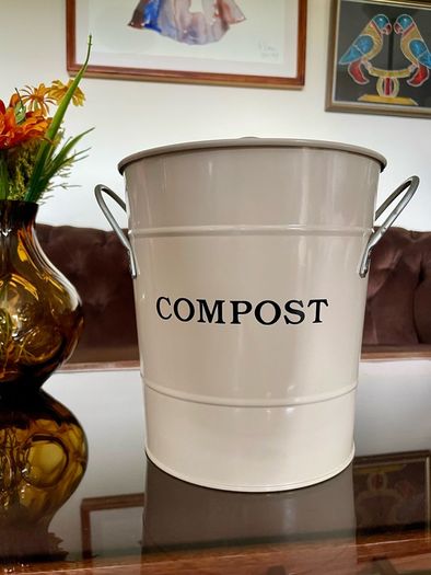 Retro Kitchen Countertop Compost Bin Food Waste Caddy