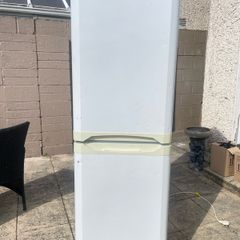 fridge perfectly working (need gone ASAP)