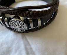 Leather bracelet with tree
