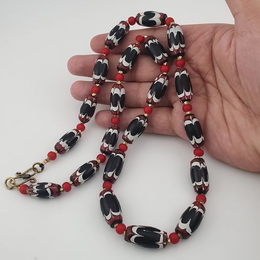 Antique Venetian Style Black Trade & Red Venetian Whiteheart Glass Beads Necklace