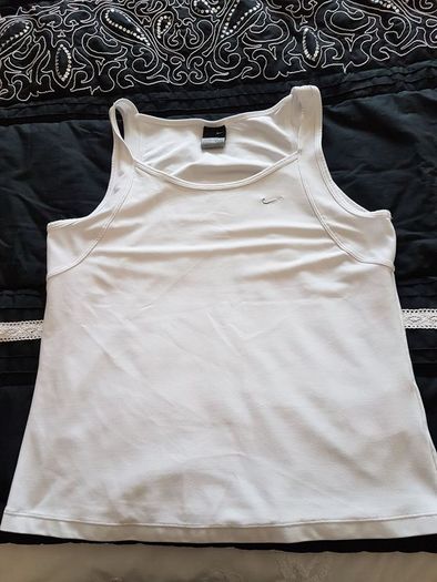 Nike t-shirt