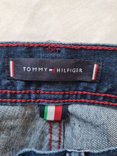 Tommy hilfiger Denton stretch Size 33/32 zip fly in excellent condition