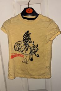Madagascar tshirt 24 months