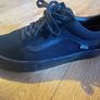 Vans all black size UK 10.5 EUR 45 Image 4