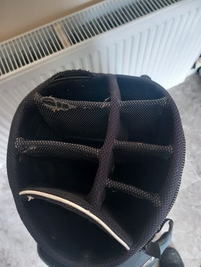 callaway golf bag with stand.
