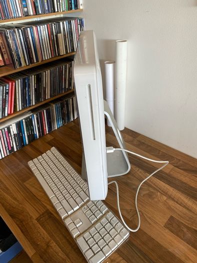 2004 iMac