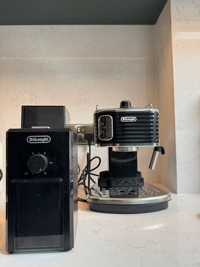 Delonghi Coffee Machine