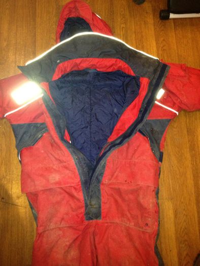 Sea survival suit