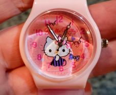 Hello Kitty Small Pink Girls Watch (new).