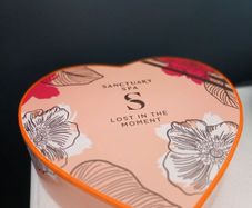 Brand New Sanctuary Spa Giftset