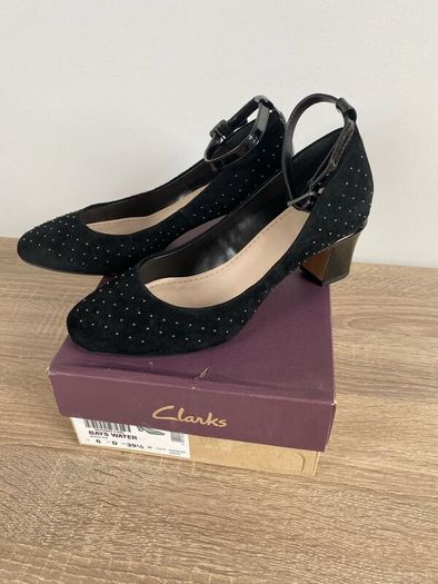 Ladies Shoes