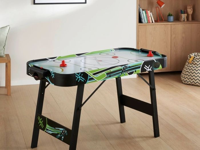 Air Hockey Table