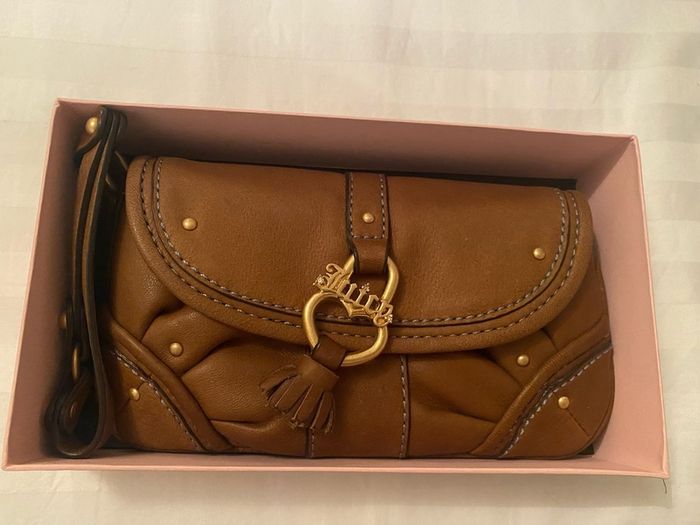 Juicy couture clutch