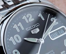 Watch Seiko 5 Automatic.