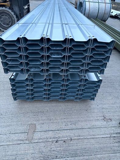 Galvanised purlins