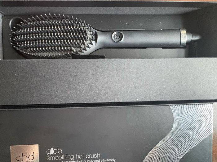 GHD Glide Professional Brush