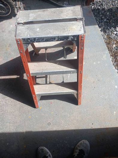 Step Ladder