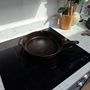 Cast iron pan (pre-Seasoned)