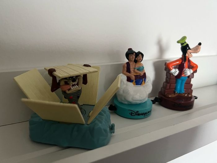 macdonald toys Disneyland Paris 1999