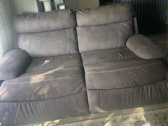 Large 2 Seat Harvey Norman Elec Recline Sofa