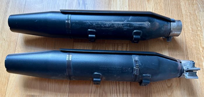 Harley-Davidson Sportster Iron 883 - Genuine OEM Exhaust (Year 2016)