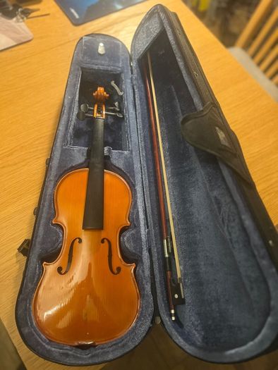Valencia V160 1/2 Violin