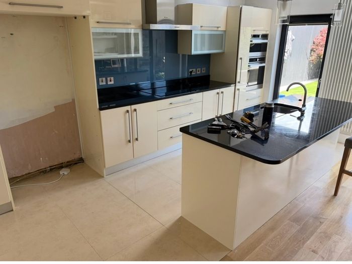 Free kitchen units and doors