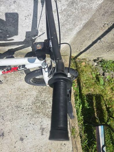 Apollo force 18 white BMX kids bike