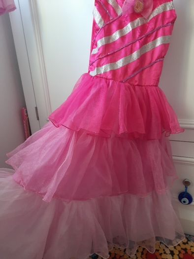 Barbie costume dress size 5-7 years