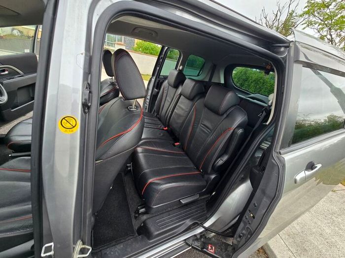 2015 Mazda Premacy