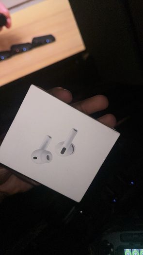 Apple airpod pro 3 new