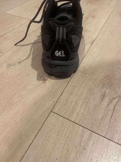 ASIC runners stunning