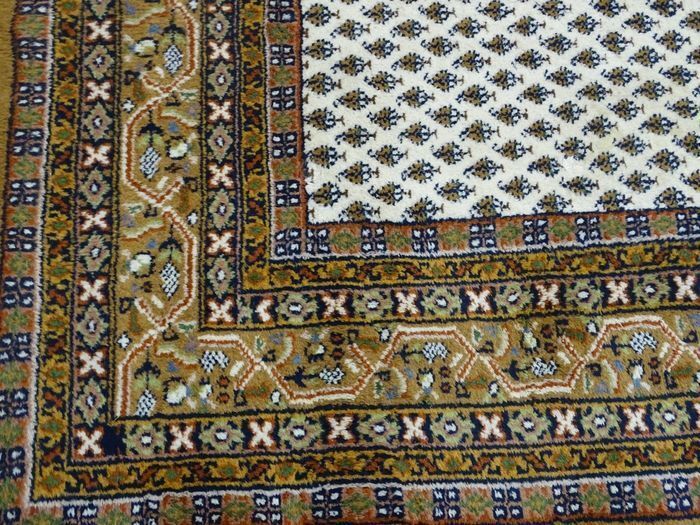 Persian Sarok Mir Rug 2.9 x 2.05m (SKM)