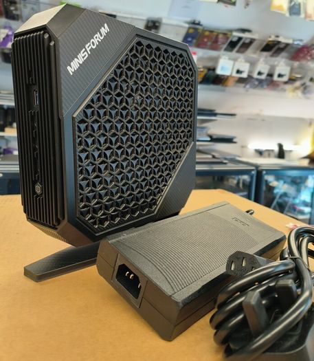 Minis Forum Hx90g Mini Gaming Pc, Amd Ryzen 9 5900hx 8 Core Cpu 32gb Ram/ 1tb Ssd With Amd Radeon Rx 6600m Mini Desktop Computer, Windows 11 Pro, Hdmi Ports X2/ Dp X2, Wifi 6e, Bt5.2, Usb 3.2 X5