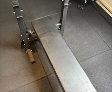 Folding gym barbell bench