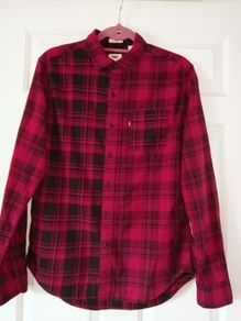 Levi's shirt