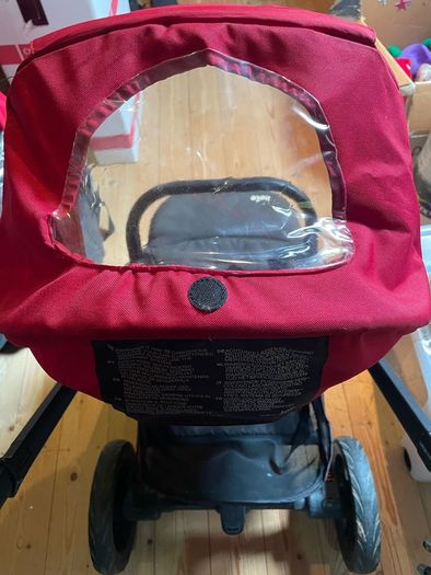 Joie 2 in 1 pram with carry cot