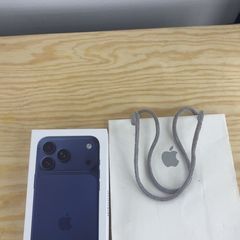 Apple iPhone 17 Pro Max Cosmic - Blue Sealed